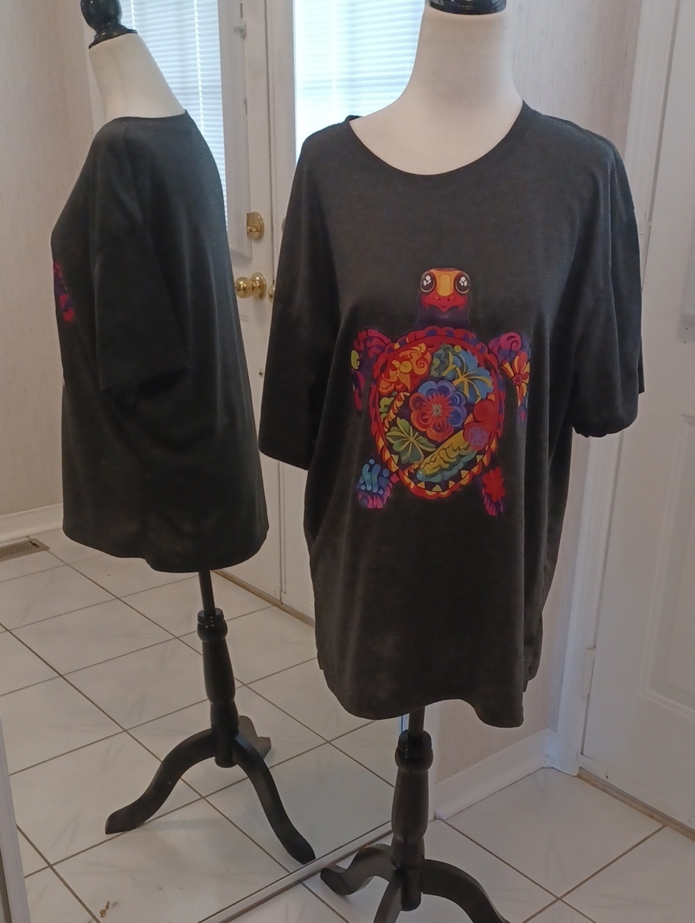 4/$30 Dark Gray Tee with Colorful Turtle Graphic - Size 2XL